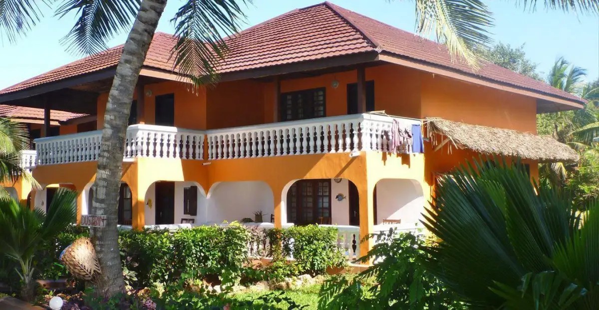 MNARANI BEACH COTTAGES