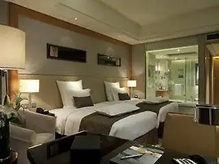 PULLMAN WEST WANDA