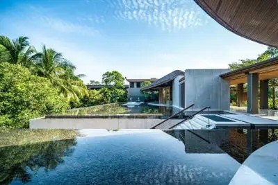 RENAISSANCE PHUKET RESORT & SPA