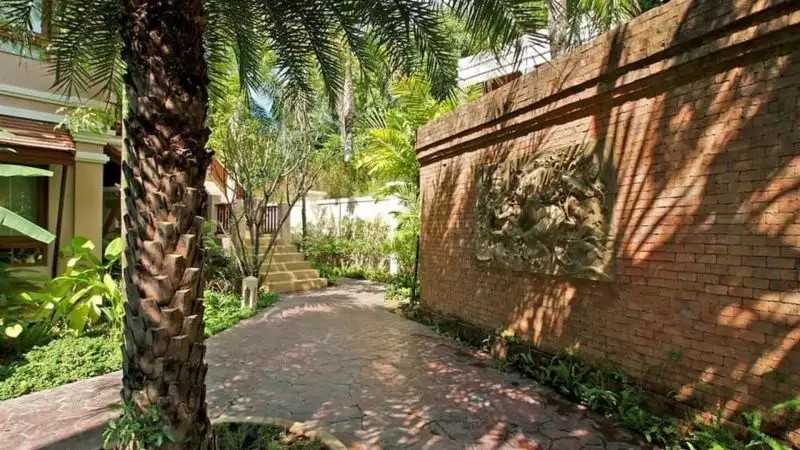 TRANQUILITY BAY RESIDENCE