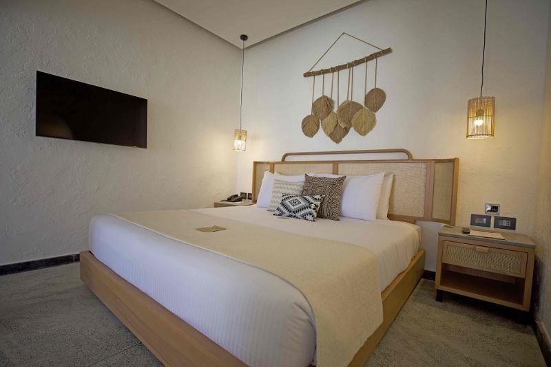 tucana pool suite