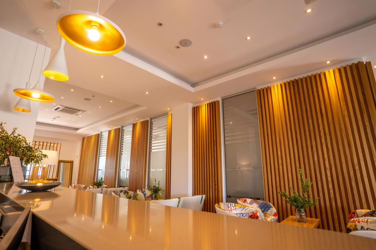 VRACHIA BEACH HOTEL & SUITES - ADULTS ONLY 16+