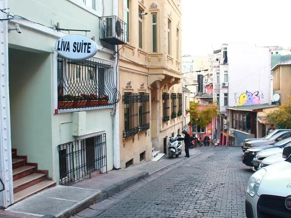 LIVA SUITE HOTEL