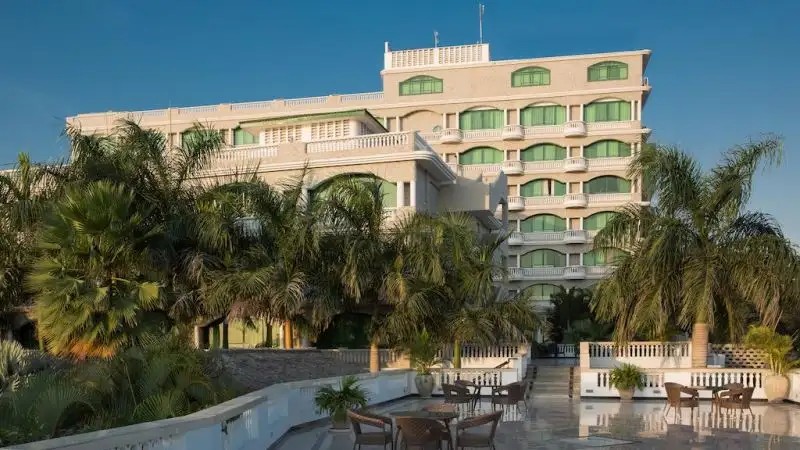 DOUBLETREE BY HILTON DAR ES SALAAM