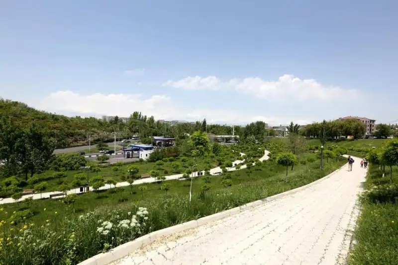 AVAN PLAZA HOTEL