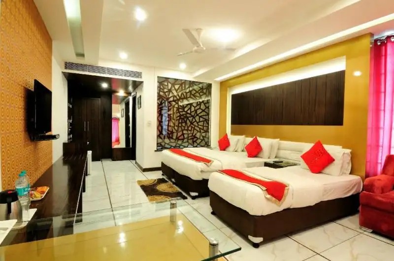 LE BENZ HOTEL