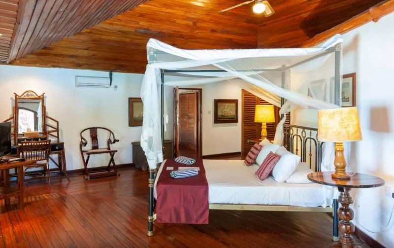junior suite admiral