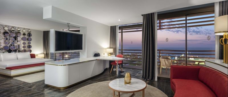 deluxe suite