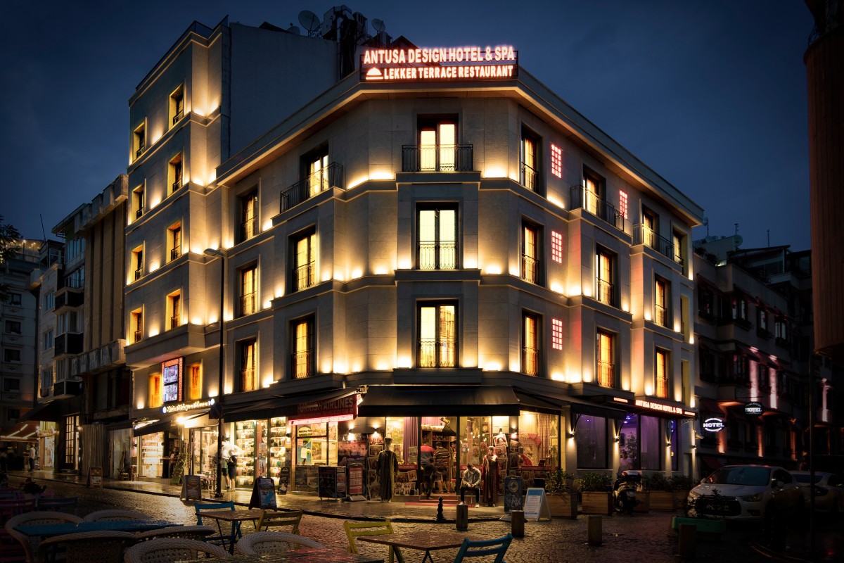 ANTUSA DESIGN HOTEL & SPA