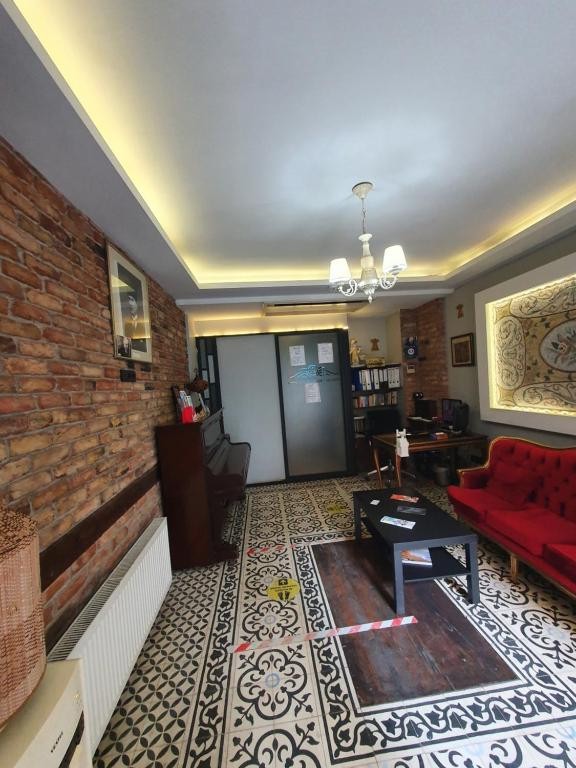 A PLUS RESIDENCE