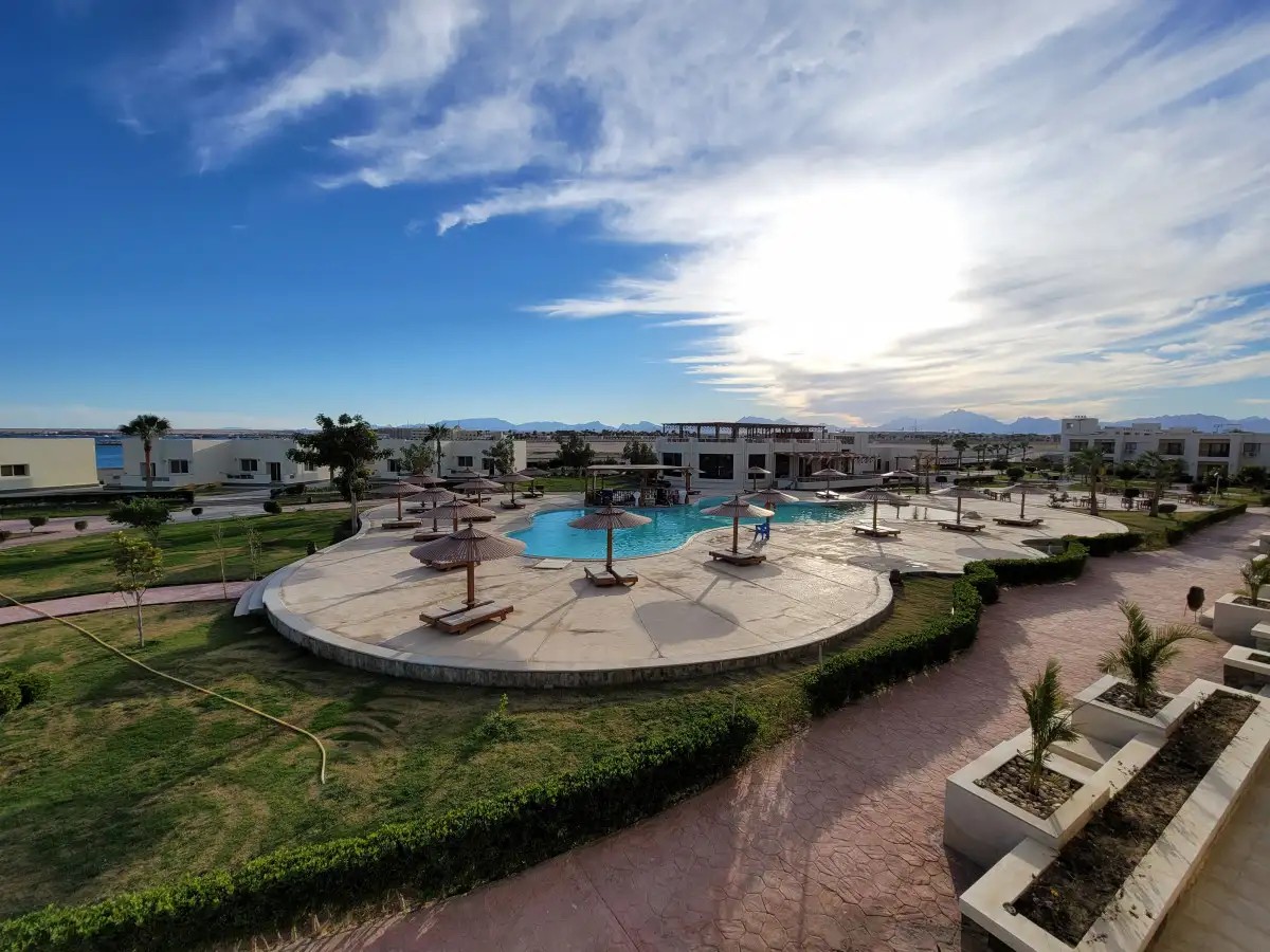 NEW EAGLES AQUA PARK RESORT