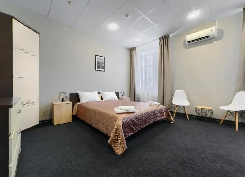 HITOTEL (ХИТОТЕЛЬ)