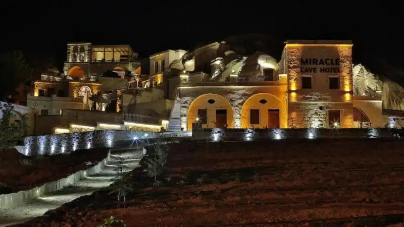 MIRACLE CAVE HOTEL