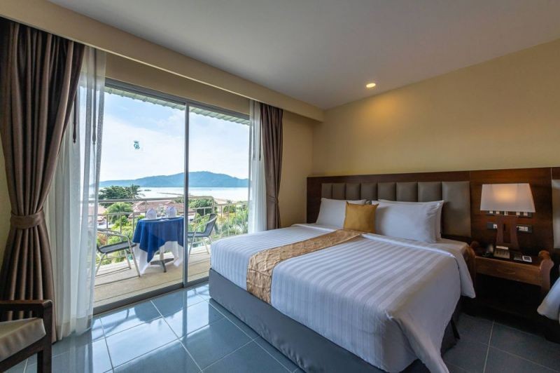deluxe sea view