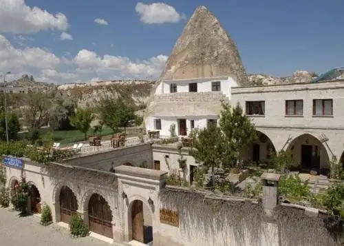 CAVE HOTEL SAKSAGAN