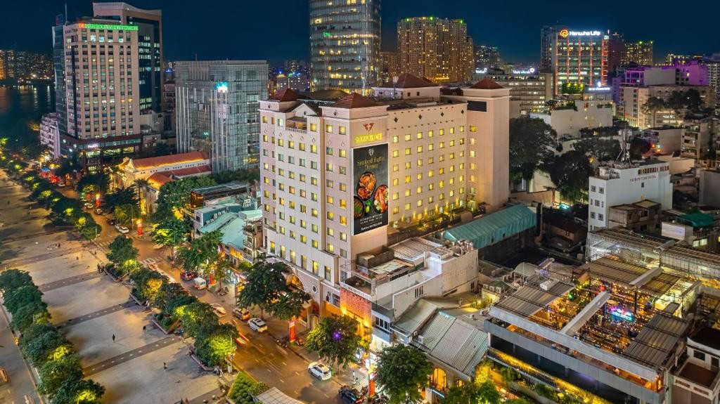 SAIGON PRINCE HOTEL (EX. DUXTON SAIGON)
