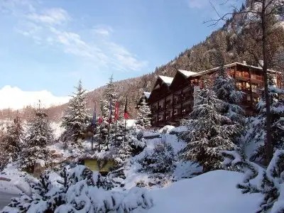 QC TERMEPRE SAINT DIDIER (EX. LE GRAND HOTEL COURMAISON)