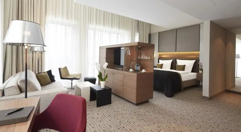 STEIGENBERGER HOTEL AM KANZLERAMT