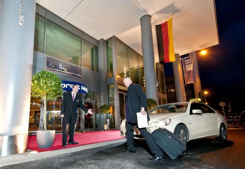 DORINT HOTEL AM HEUMARKT