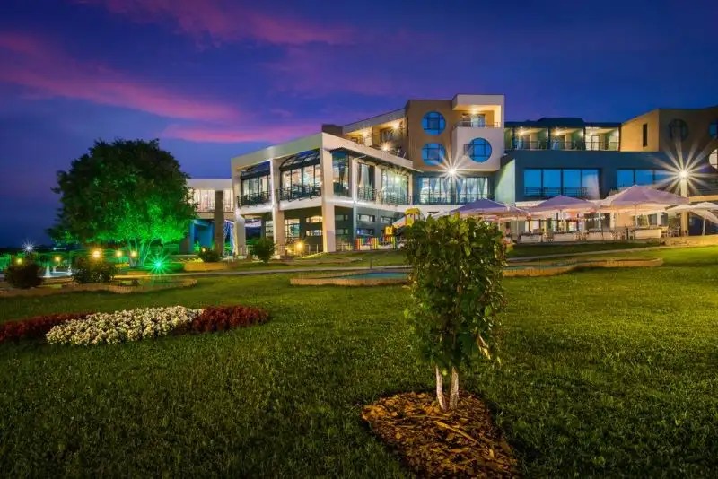 EXOTIC PARK & SPA HOTEL