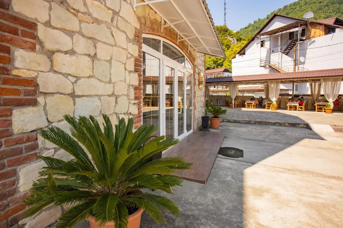 НИКОПОЛИ (БЫВШ. ОЛИВА)