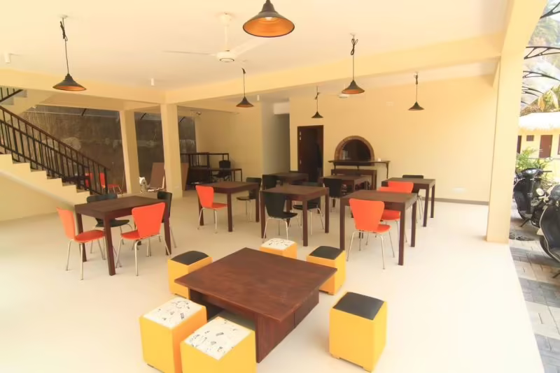 JJS HOSTEL MIRISSA