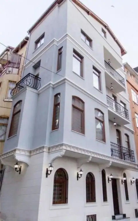 TAKSIM SEM HOUSE