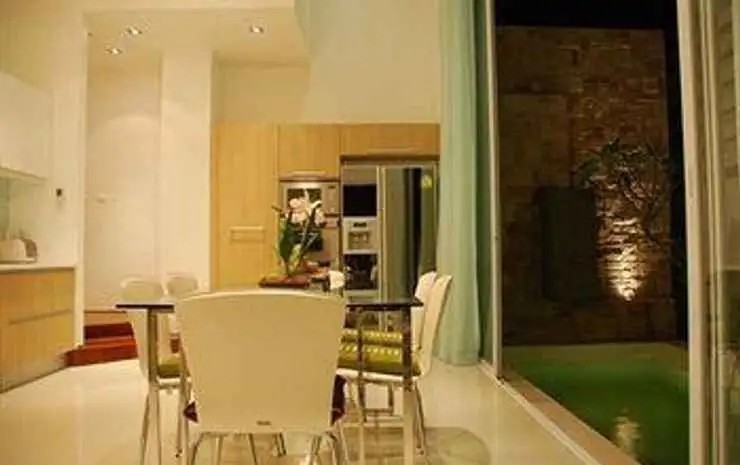 THE LANTERN MARINA