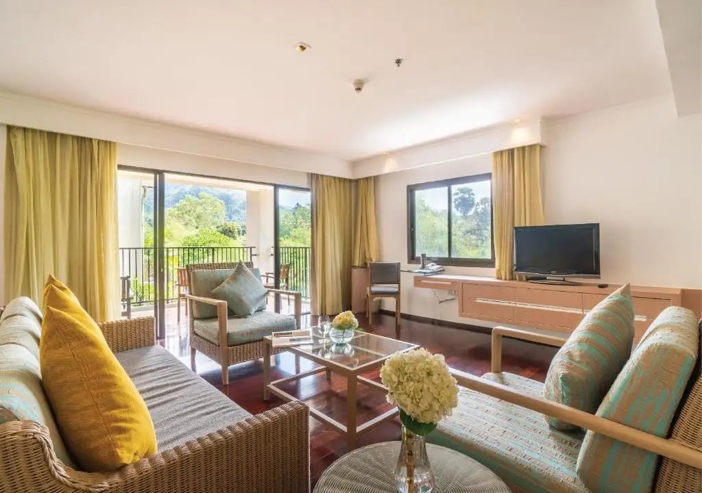 RADISSON RESORT & SUITES PHUKET (EX. SWISSOTEL SUITES PHUKET KAMALA BEACH)