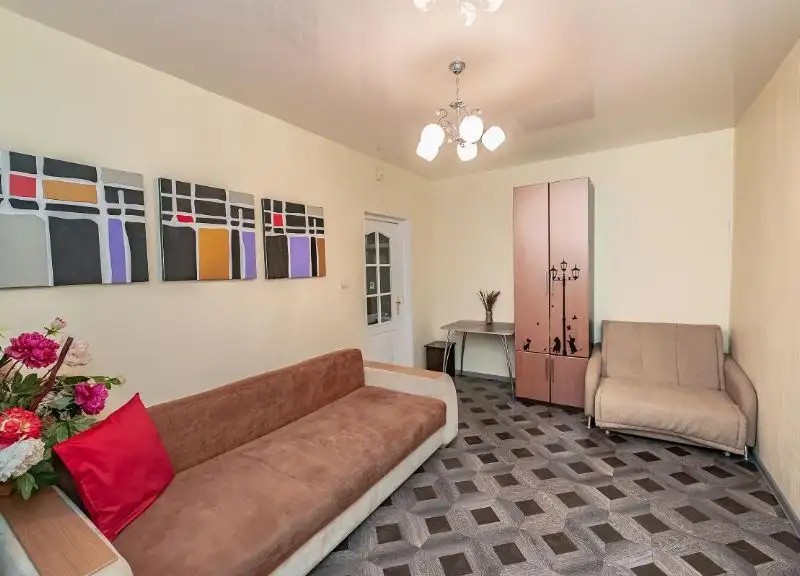 SUNRISE FLAT НА УЛИЦЕ СВЕТЛАНСКАЯ