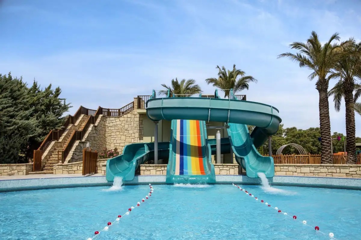 LARA BARUT COLLECTION