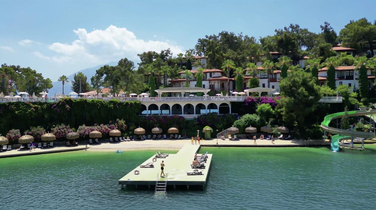 CLUB & HOTEL LETOONIA