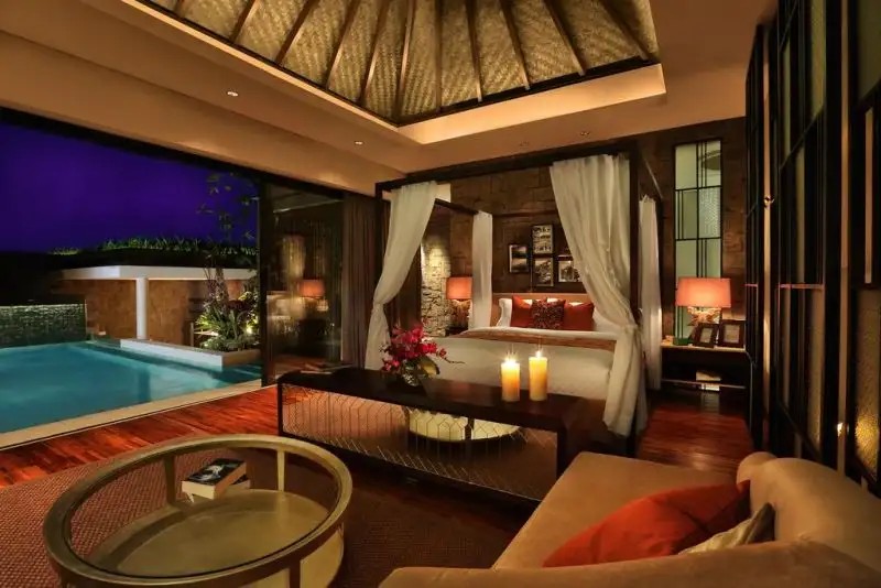 BERRY AMOUR VILLAS