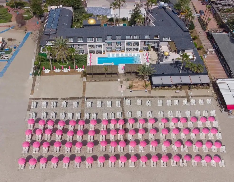 ALAADDIN BEACH ADULTS ONLY