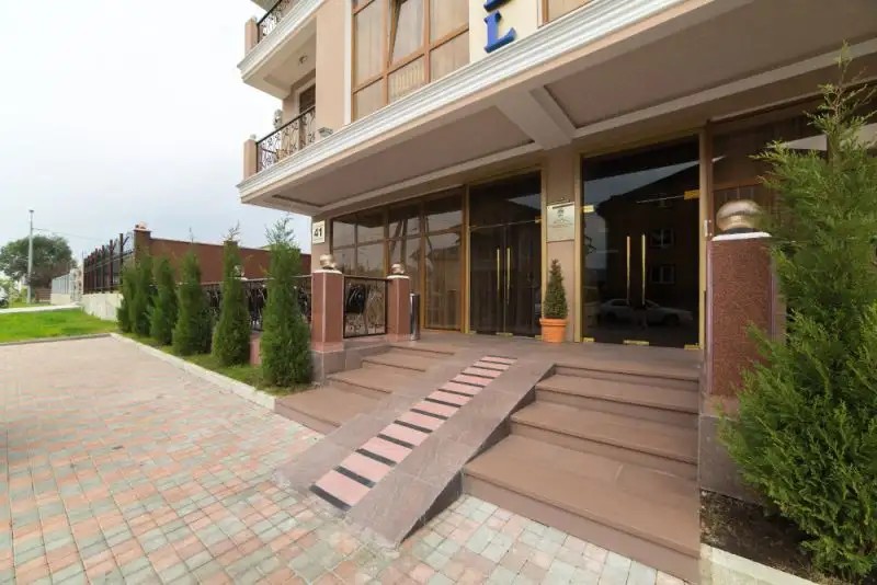 ANI BOUTIQUE (АНИ)