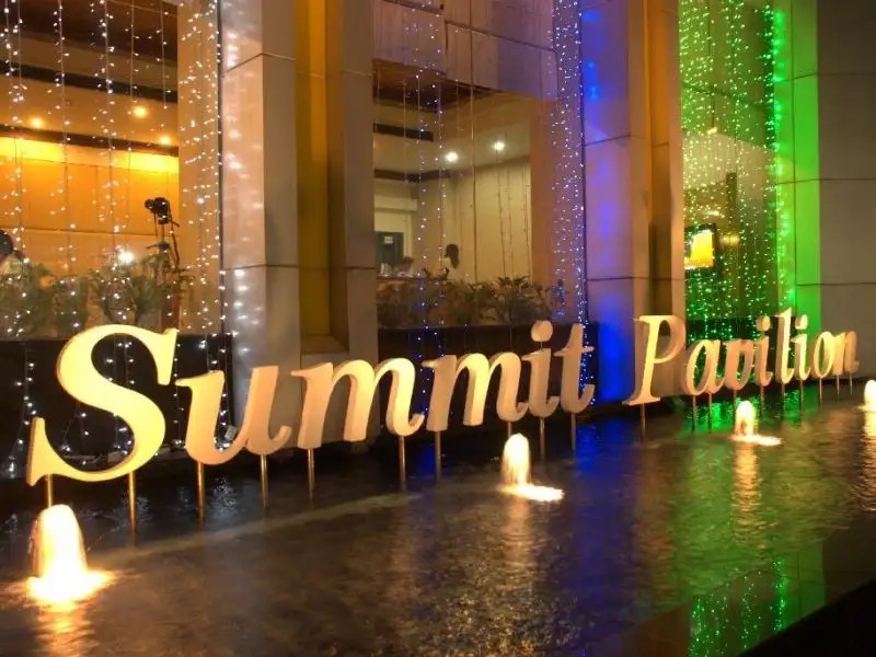 SUMMIT PAVILION HOTEL