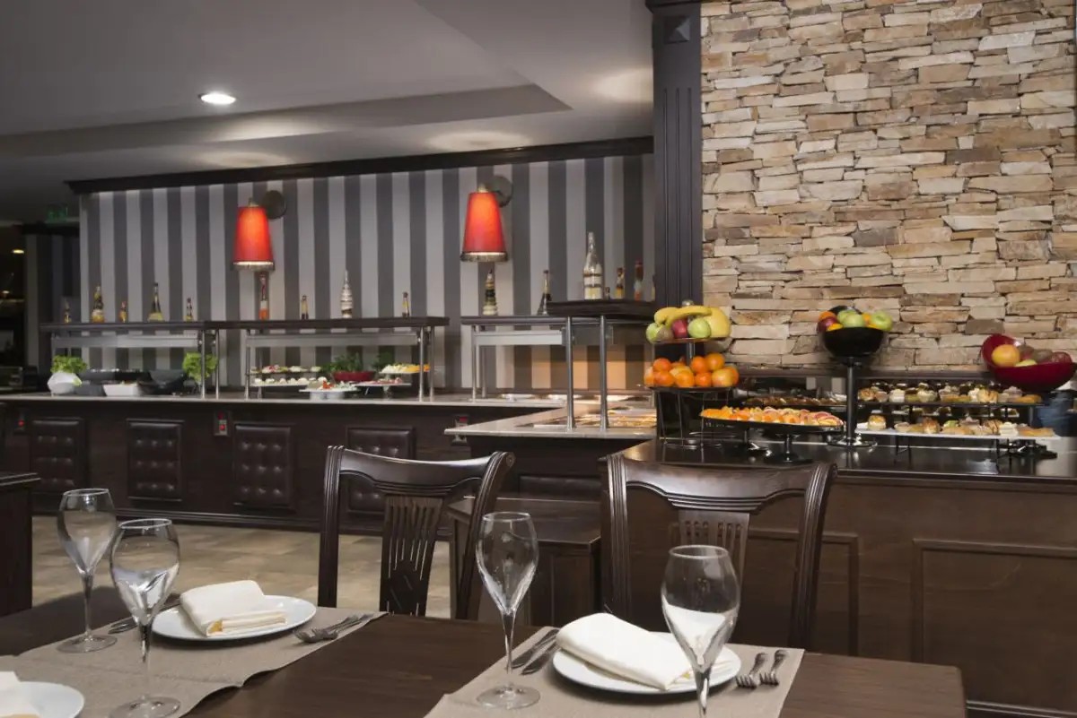 ROYAL PARK SPA & APARTMENTS