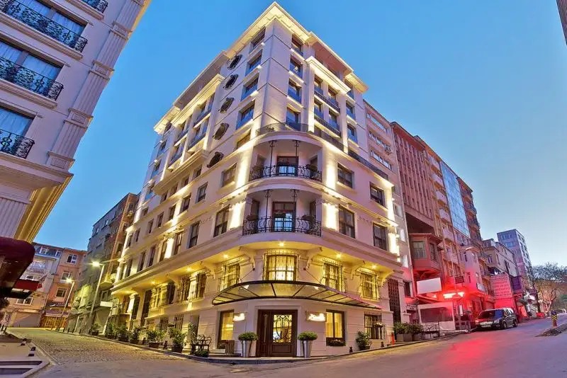 ADELMAR SISLI