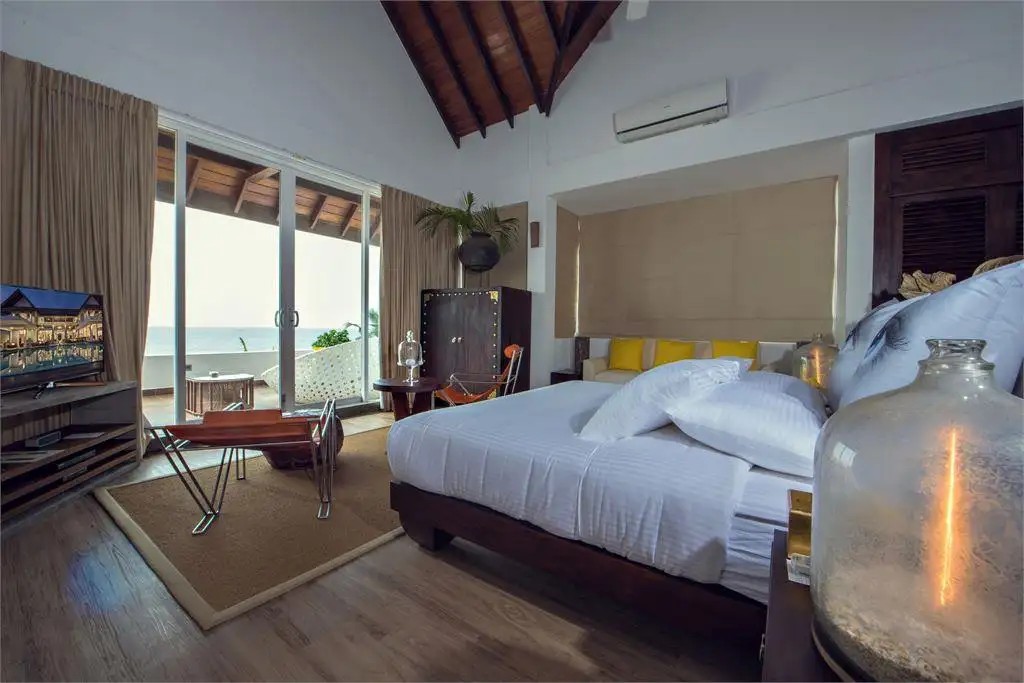 CASA COLOMBO COLLECTION MIRISSA