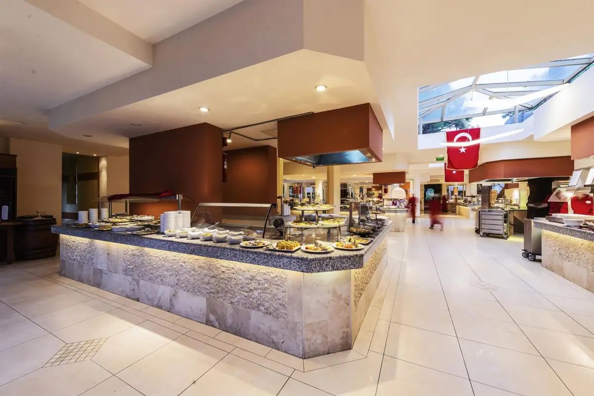 ROBINSON CAMYUVA ADULTS ONLY