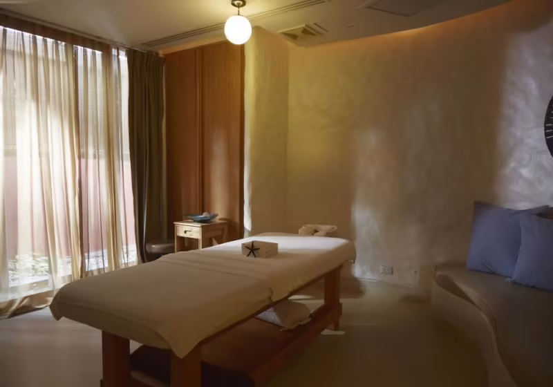 THE PERI HUA HIN (EX. ESCAPE HUA HIN)