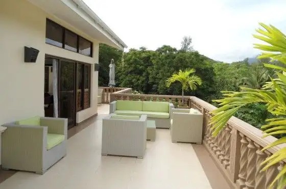 BAY VIEW VILLA