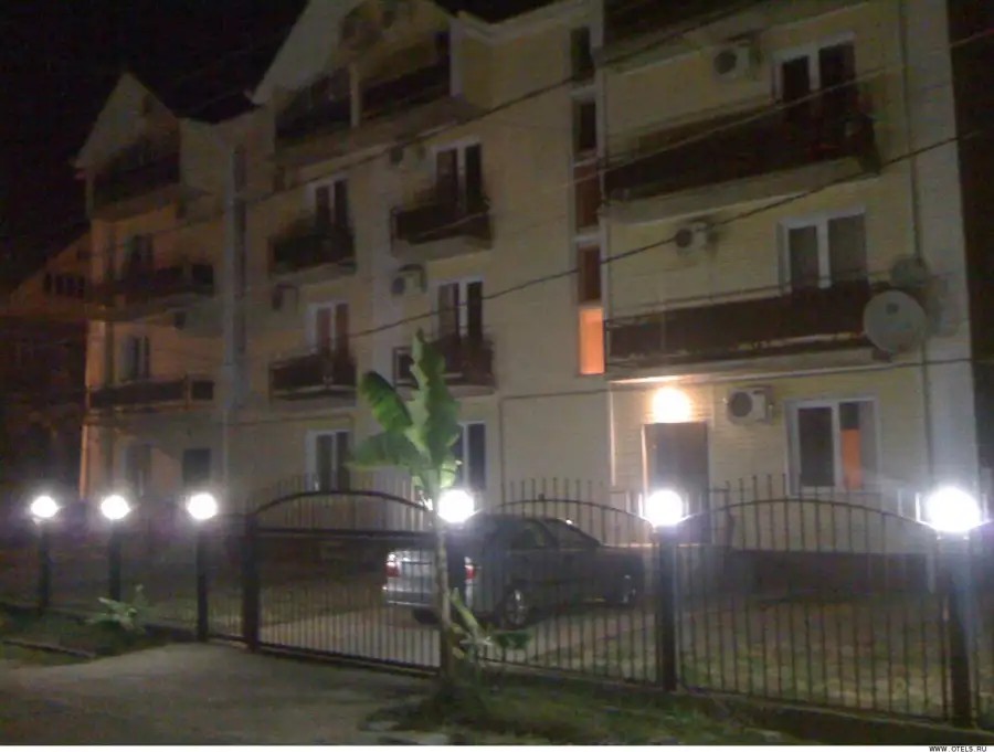 ЛЕТО ЛАЗАРЕВСКОЕ