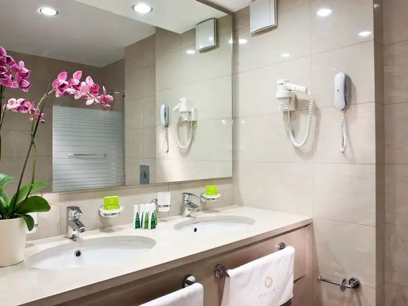 APOLLONION RESORT AND SPA