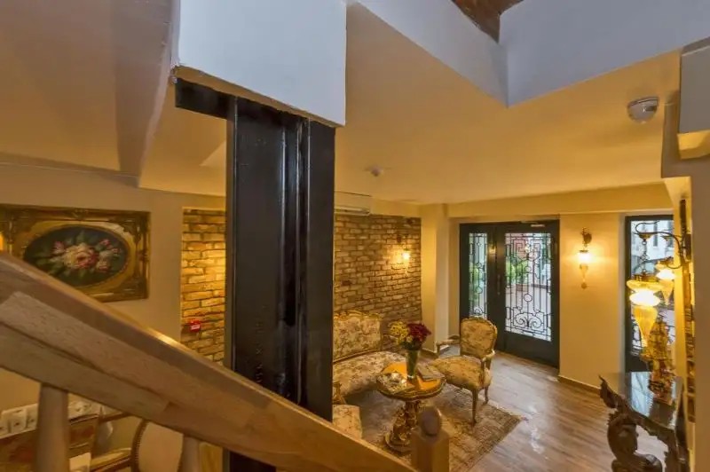 CORNER GARDEN HOTEL BOUTIQUE