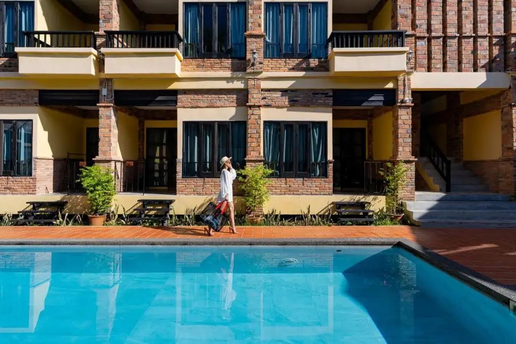 MOTIVE COTTAGE RESORT