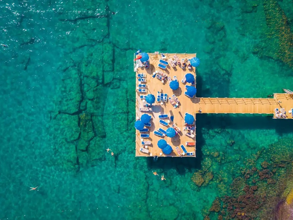 SUNPRIME C-LOUNGE ADULTS ONLY 16+