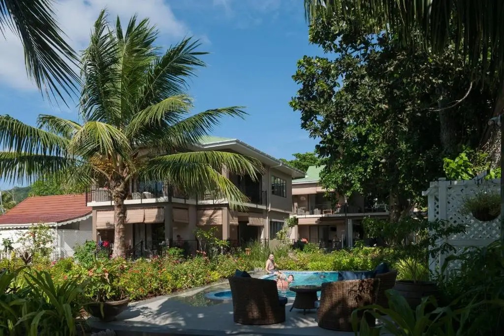 LE REPAIRE BOUTIQUE HOTEL & RESTAURANT
