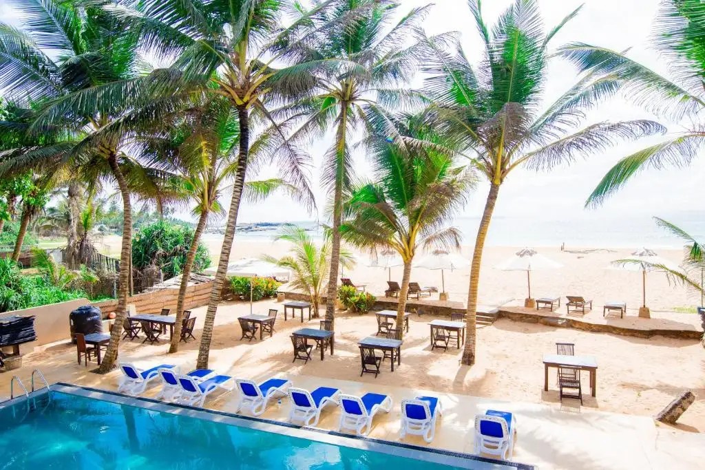 NICO BEACH HOTEL