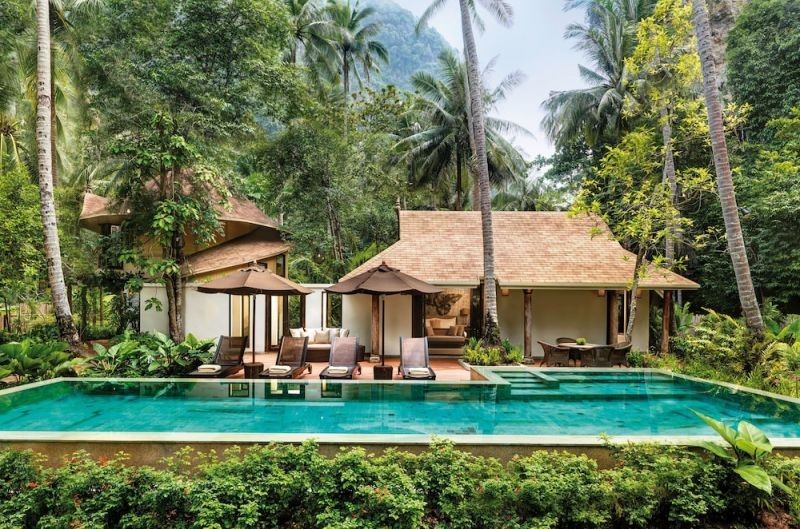 family pool villa